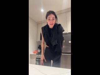 tiktok @brookedeighton 2026 05 05 02 04 00 720p stopping in mp4